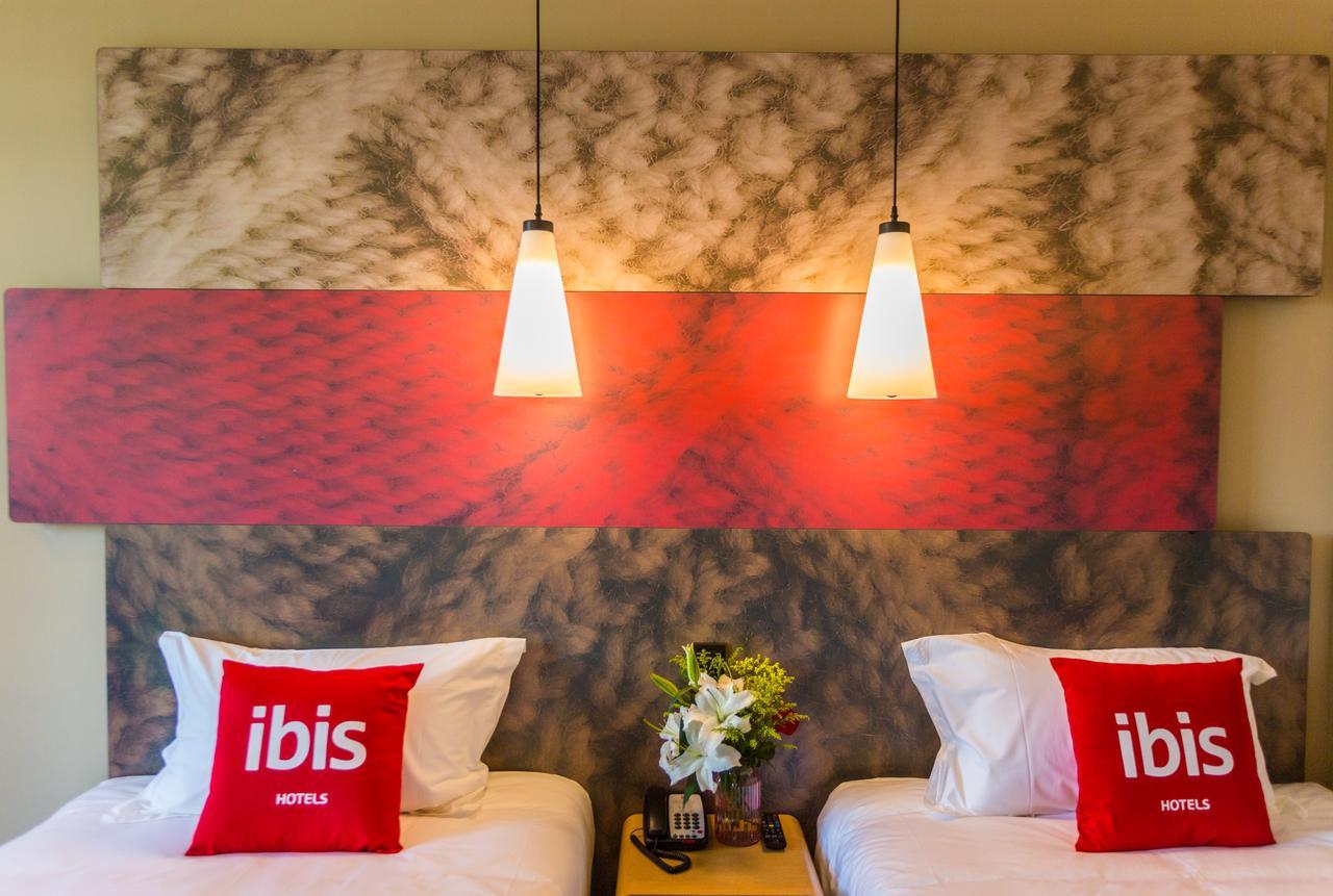 Ibis Wenzhou University Hotel Bagian luar foto