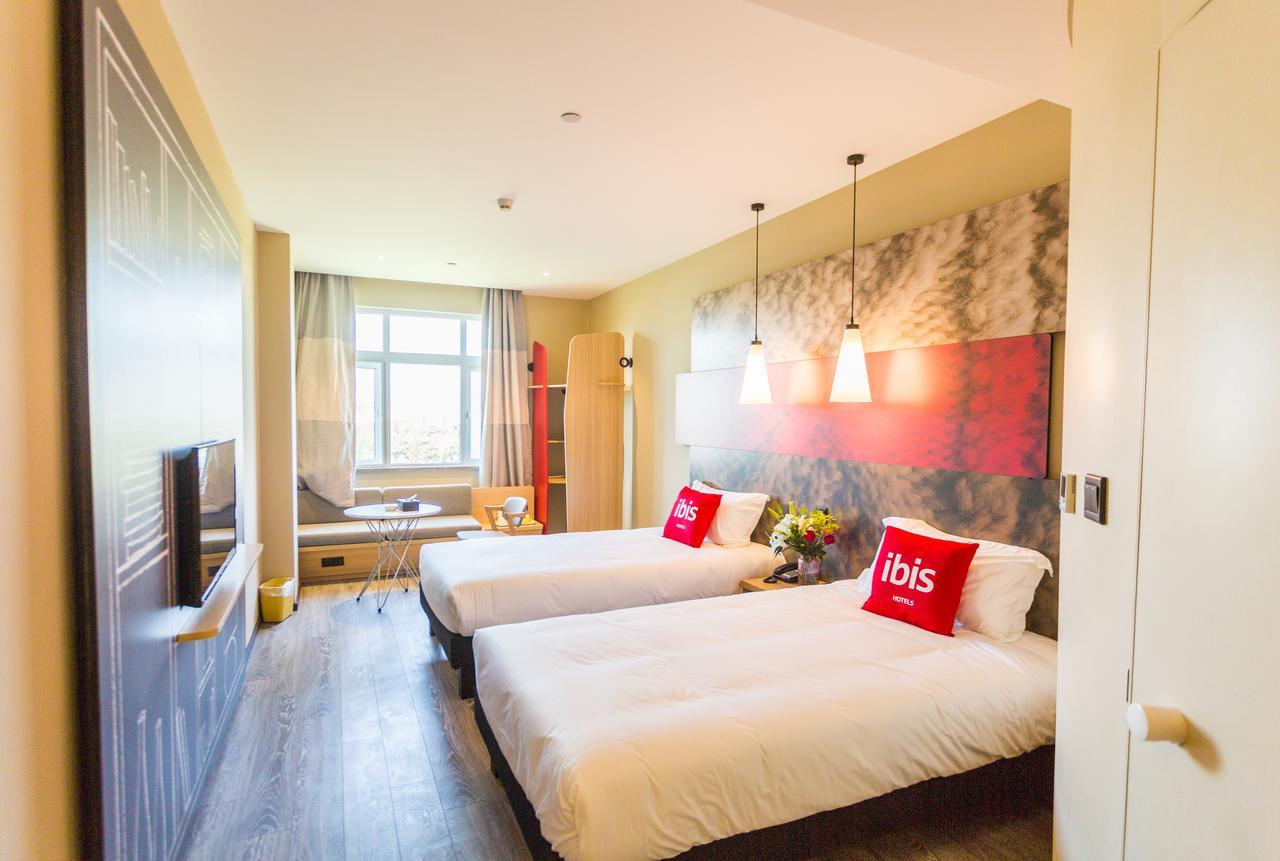 Ibis Wenzhou University Hotel Bagian luar foto